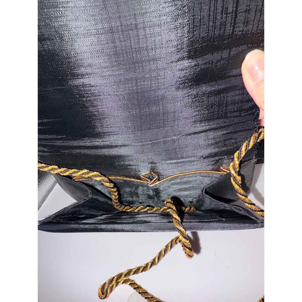 Vintage Black Velvet Clutch with Zardozi Embroidery and Beadwork - Picture 4 of 4